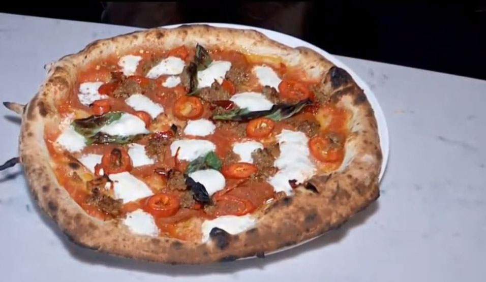 MidiCi Neapolitan Pizza